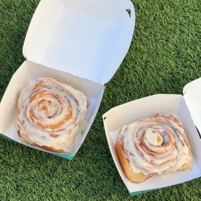 Cinnabon Cinnabon cinnamon buns